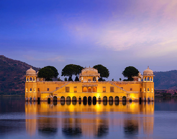 jal mahal night Trip
